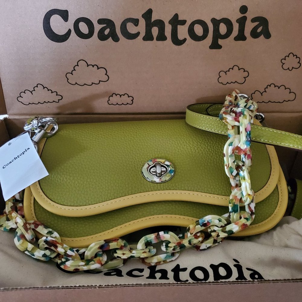 Coachtopia Wavy Dinky